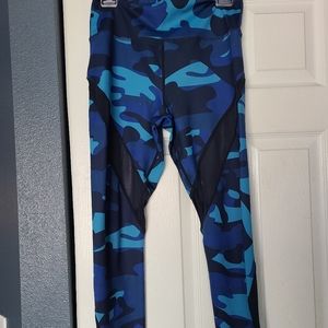Zyia navy camo mesh leggings GUC sz 8-10
